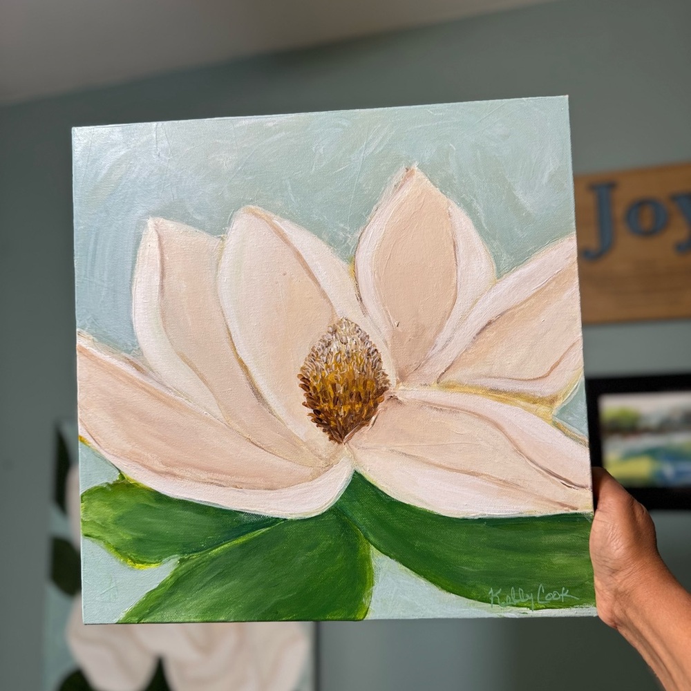 Soft Magnolia - Picture 2 of 2